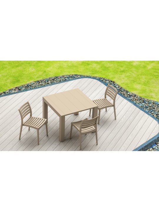 Stolička Ares, bahnitá